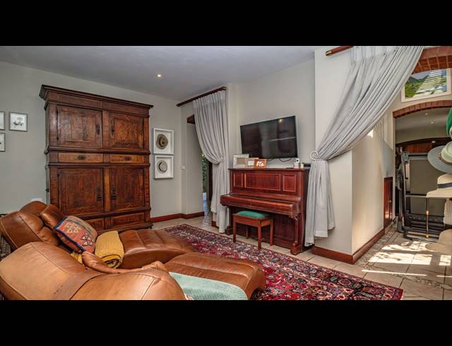 4 BEDROOM FREEHOLD FOR SALE IN FAERIE GLEN